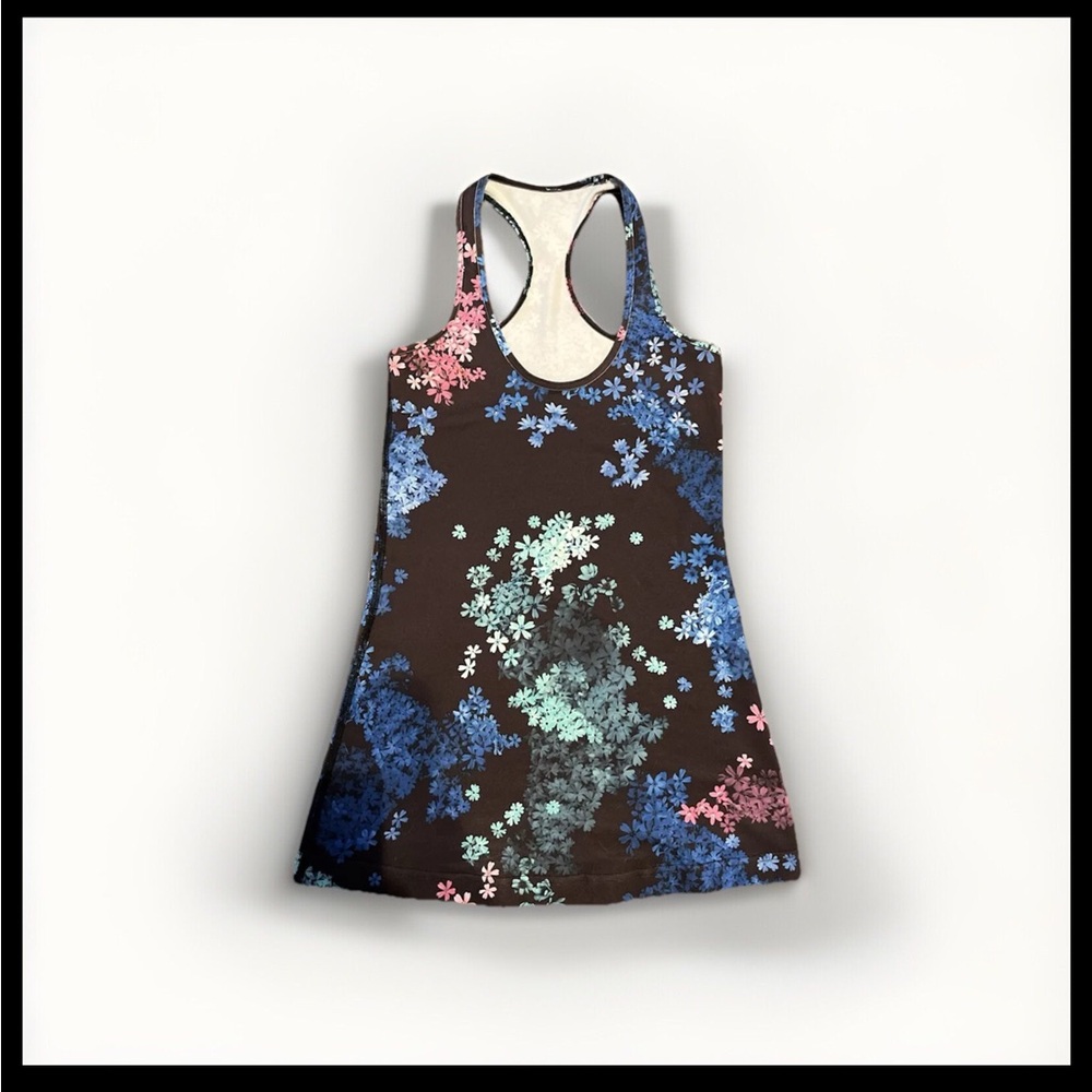 Lululemon Women’s Tank Top size 6 Cool Racerback in Petal Pop Multicolor EUC